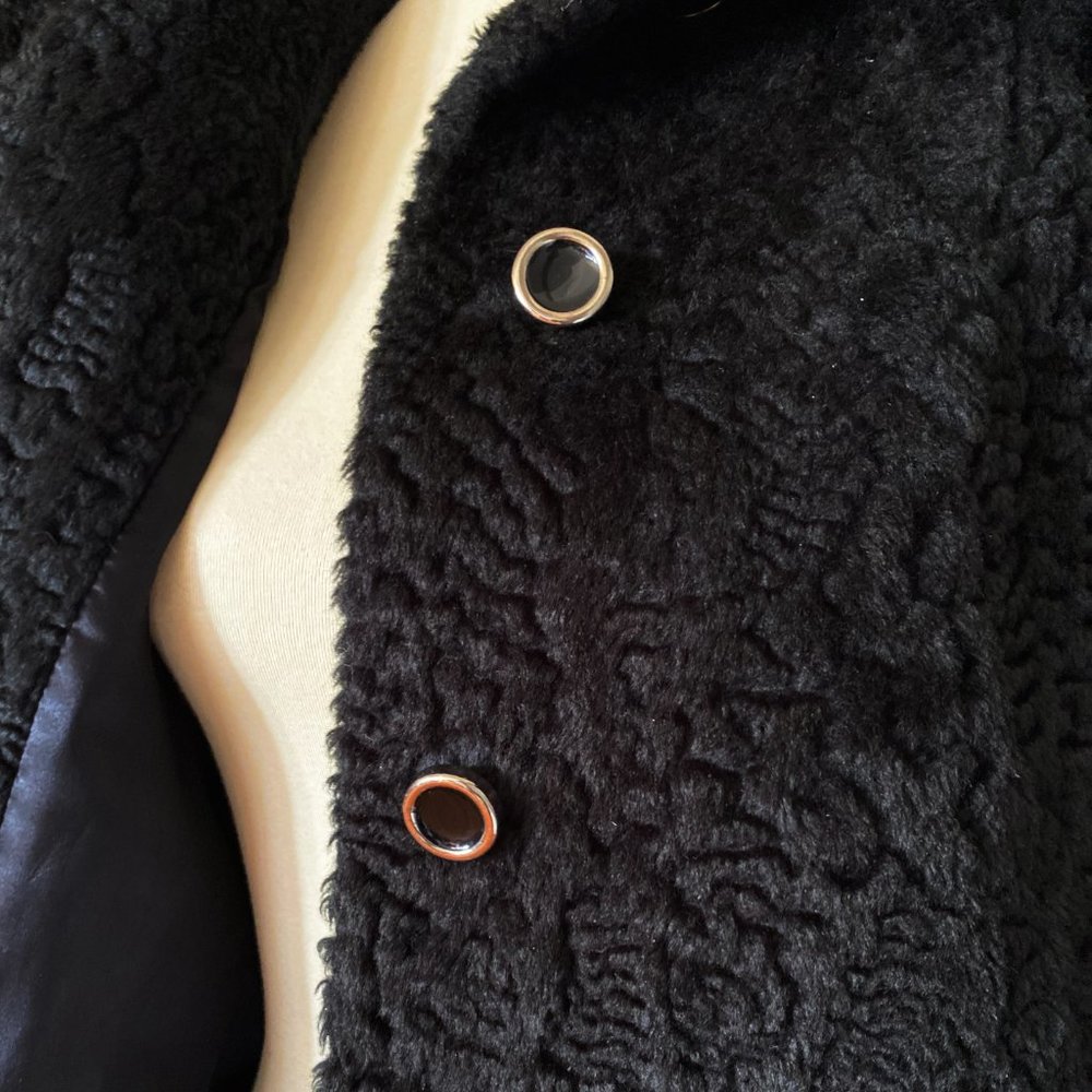 VINTAGE (c. 1960) | Faux Persian Lamb Coat | VERY GOOD!!! - Picture 7 of 9